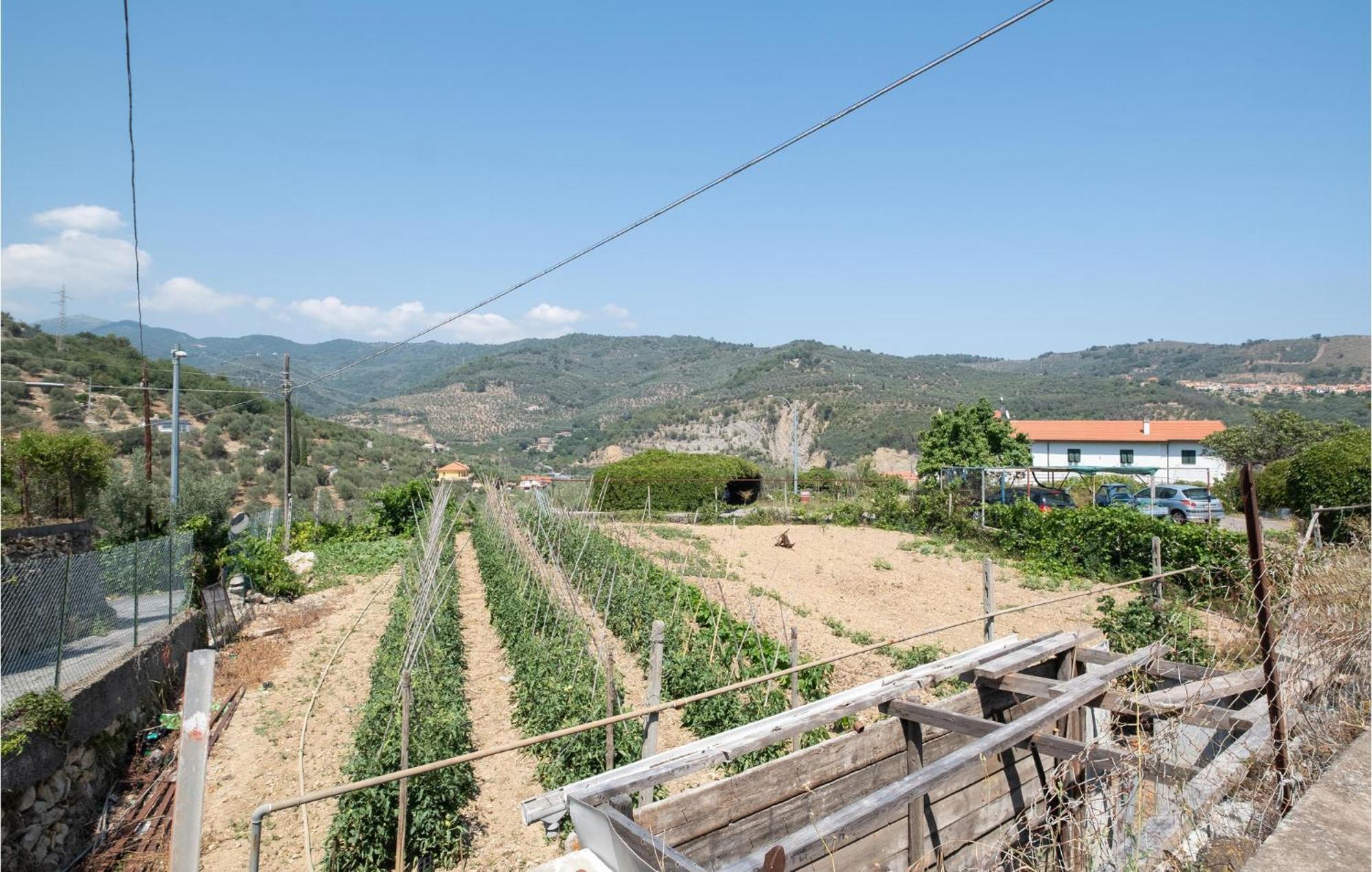 Nice Home In Borgo Doneglia With Kitchenette Borgo d'Oneglia Exterior foto